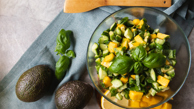 Refreshing and Diabetes-Friendly: Mango Avocado Salad with Grilled Chicken
