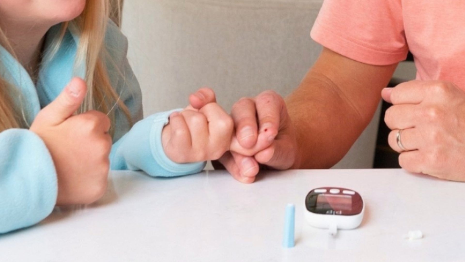 How to Check Your Blood Sugar Correctly (Step-by-Step Guide)